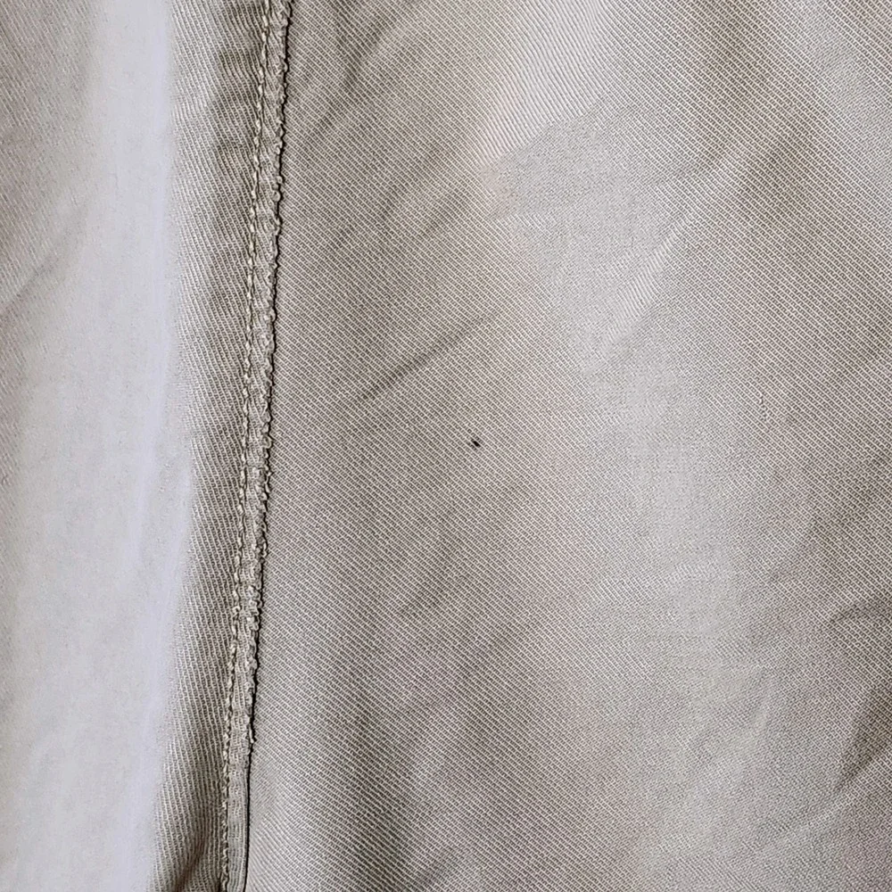 TOMMY BAHAMA CASUAL‎ GOLF SHORTS MENS 38 TAN COTTON TENCEL